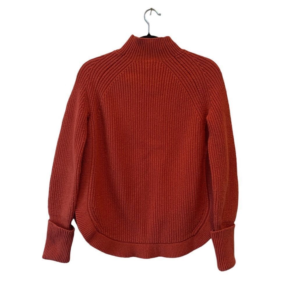 Treasure & Bond Mock Neck sweater Medium in red ochre - Picture 5 of 6